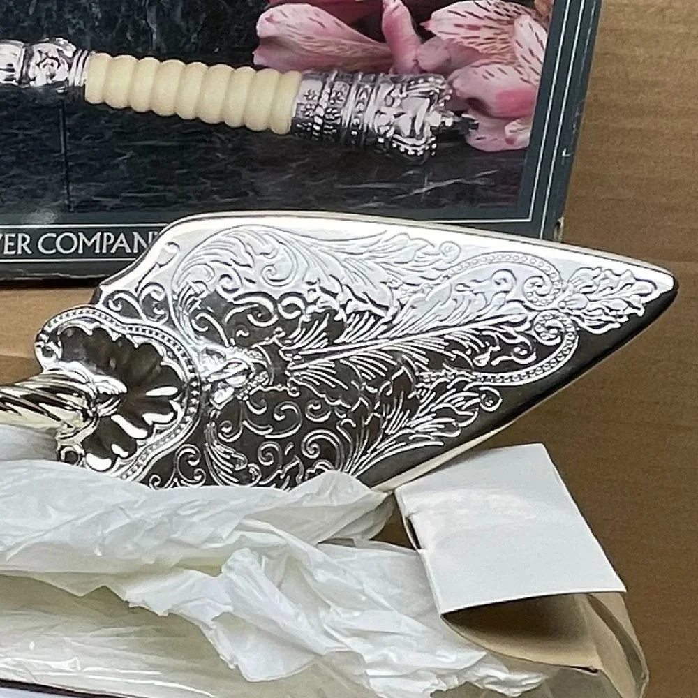 NIBWOT International Silver Company Silverplate Cake Trowel, Wedding/Anniversary